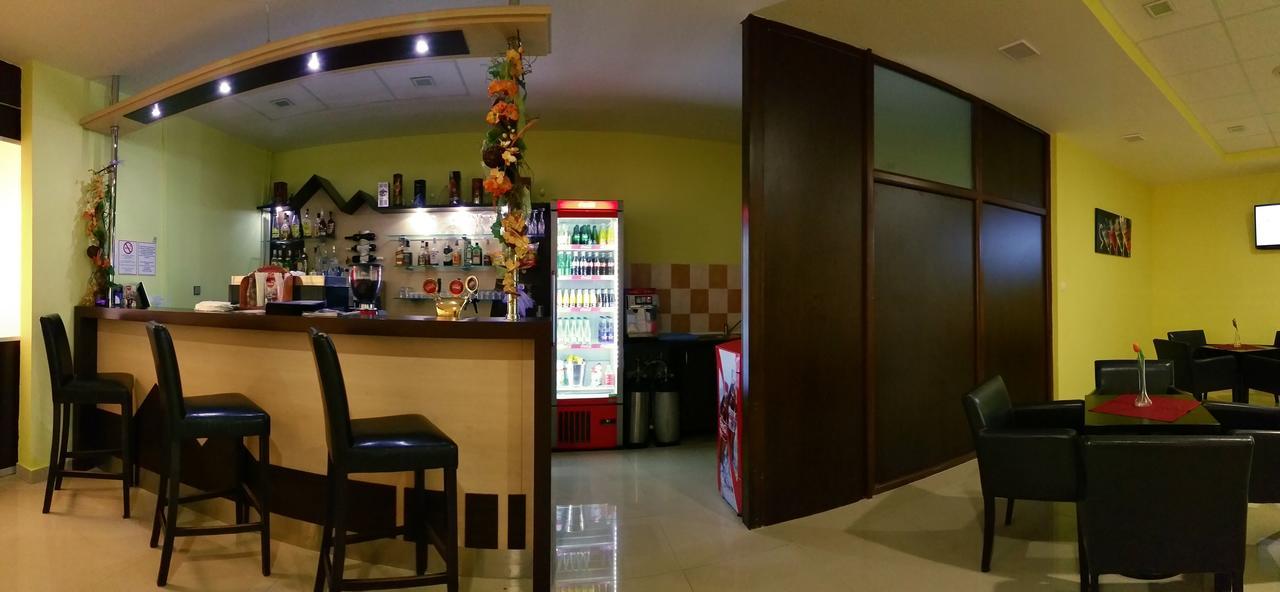 Hotel Preveza Spišská Nová Ves Exteriér fotografie
